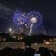 Feu d'artifice du 14 juillet 2015 à Lyon : vue depuis le pont Wilson.