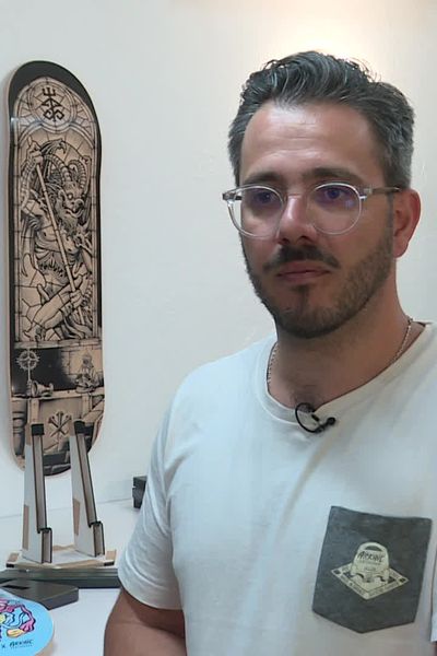 Brice Baleydier, passionné de skateboard, qui crée son entreprise en 2010.