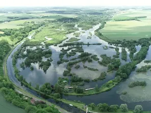 La vallée de la Somme, territoire propice aux découvertes archéologiques pour les chercheurs.