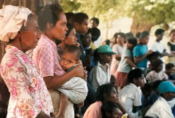 People in Timor-Leste observe voting during the August 1999 referendum. 