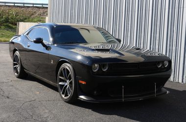 2015 Challenger SRT8 Photo