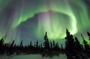 Widescreen Northern Light Background