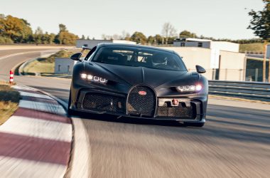 Nice Bugatti Chiron Pur Sport