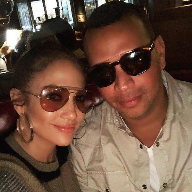 Alex Rodriguez and Jennifer Lopez in shades in a December 2017 selfie