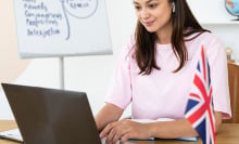 A women tutoring online