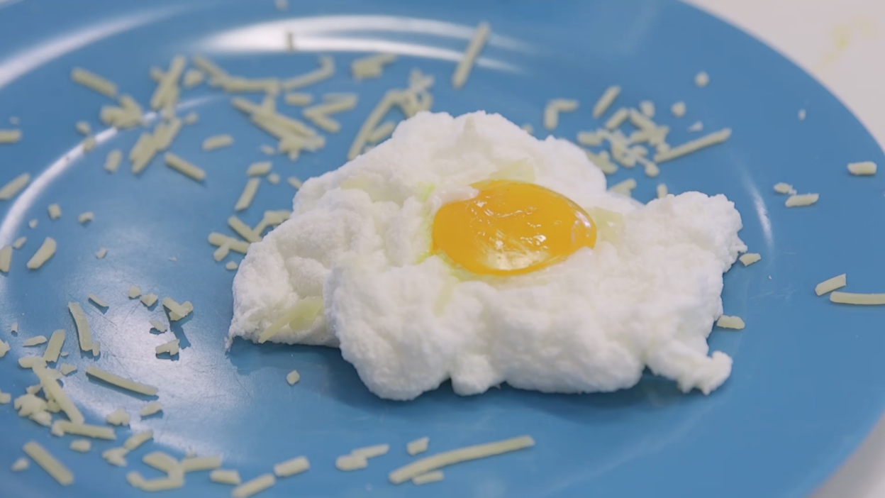 We tried to make cloud eggs and they were eggcellent