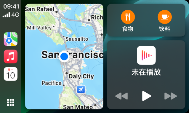 CarPlay 车载仪表盘在边栏中显示了“地图”、“音乐”和“信息”。在右侧是 Apple Park 的地图，导航窗口和播放中窗口。