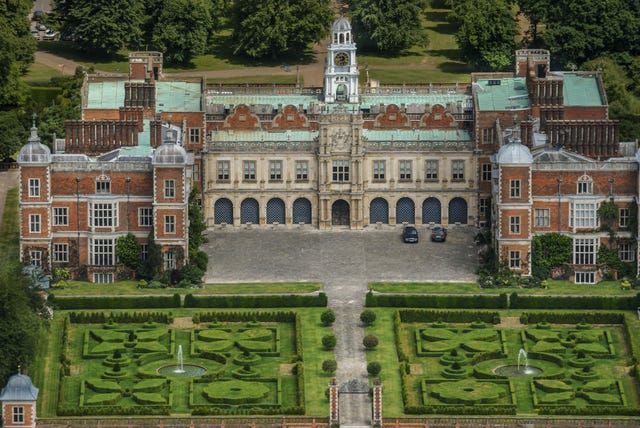 aerial photograph of hatfield house, hertfordshire