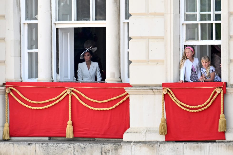 queen elizabeth ii platinum jubilee 2022 trooping the colour