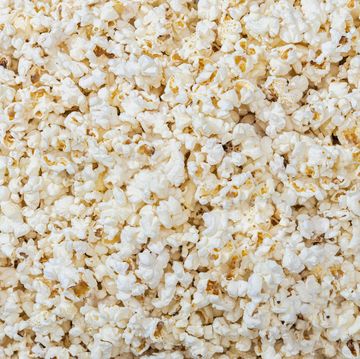 close up of freshly made pop corn