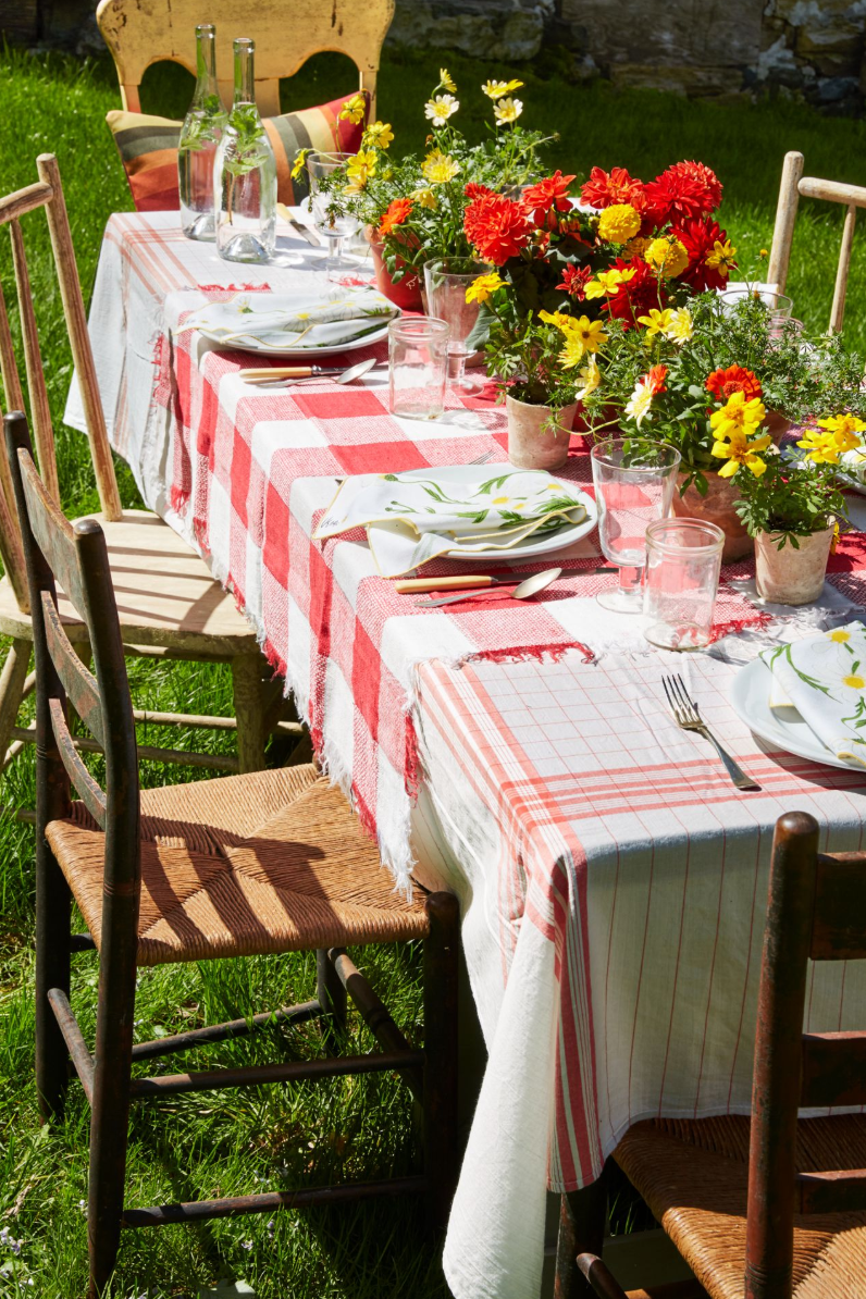 easter table decorations vintage linens