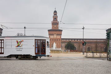 il tram di louis vuitton x murakami