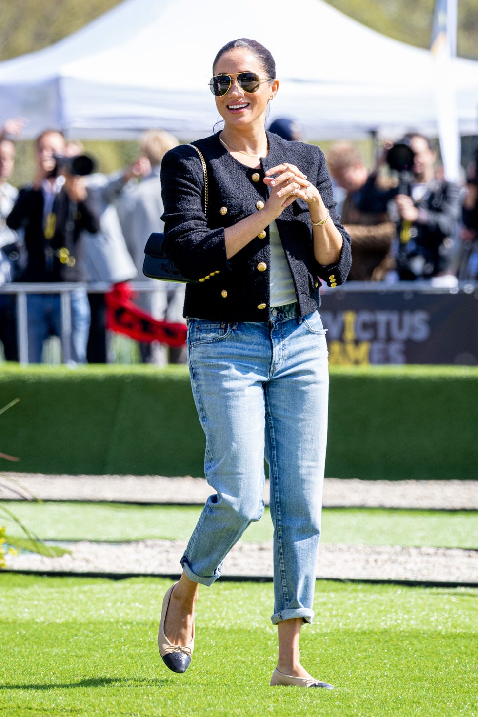 the hague, netherlands april 16 meghan, duchess of sussex at the land rover driving challenge during the invictus games at zuiderpark on april 16, 2022 in the hague, netherlands photo by patrick van katwijkgetty images