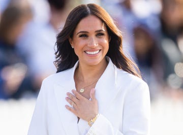 the hague, netherlands april 15 meghan, duchess of sussex attends a reception for friends and family of competitors of the invictus games at nations home at zuiderpark on april 15, 2022 in the hague, netherlands photo by samir husseinwireimage