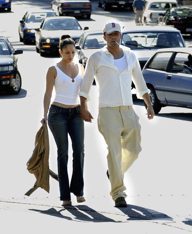 vancouver, bc   july 6  actors jennifer lopez and ben affleck walk together in deep cove july 6, 2003 in vancouver, canada  photo by lyle staffordgetty images