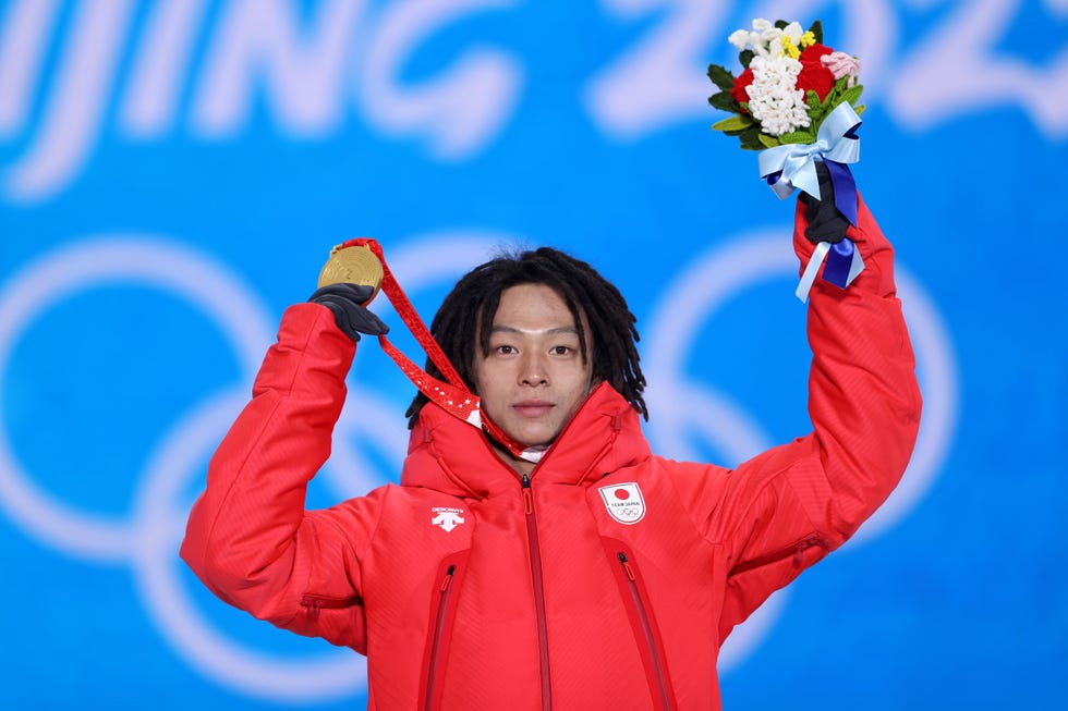 medal ceremony beijing 2022 winter olympics day 7