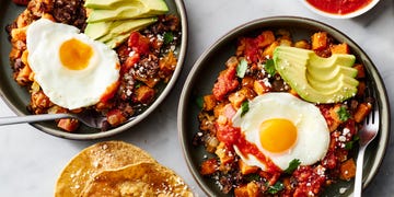 huevos rancheros breakfast bowls