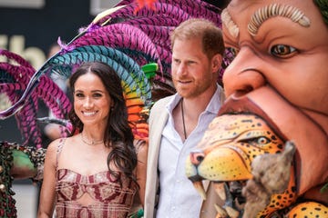 meghan, duchess of sussex and prince harry, duke of sussex pose for a photo at centro nacional de las artes delia zapata during a visit to colombia on august 15, 2024 in bogota, colombia