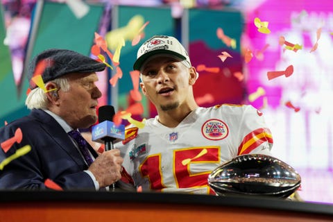 patrick mahomes looking out toward the field as he speaks for n interview with terry bradshaw