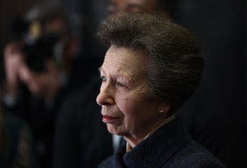 the princess royal visits off the streets in wellingborough