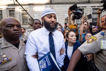 mandatory credit photo by jim lo scalzoepa efeshutterstock 13403719e
serial podcast subject adnan syed walks out the the baltimore circuit court after a judge vacated his murder conviction in baltimore, maryland, usa, 19 september 2022 syed has been in prison for more than 20 years after being convicted of strangling his 18 year old ex girlfriend hae min lee in 1999
serial podcast subject adnan syed has his murder conviction vacated, baltimore, usa   19 sep 2022