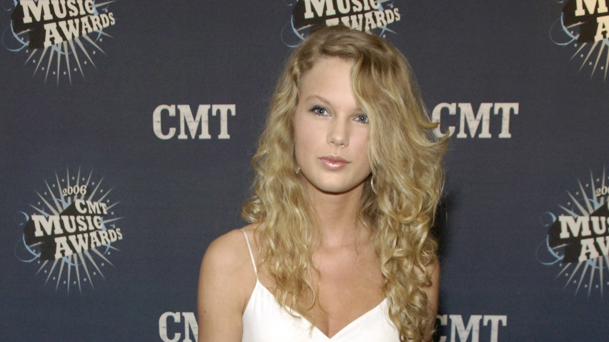 preview for Taylor Swift's Evolution from Country Princess to Pop Star