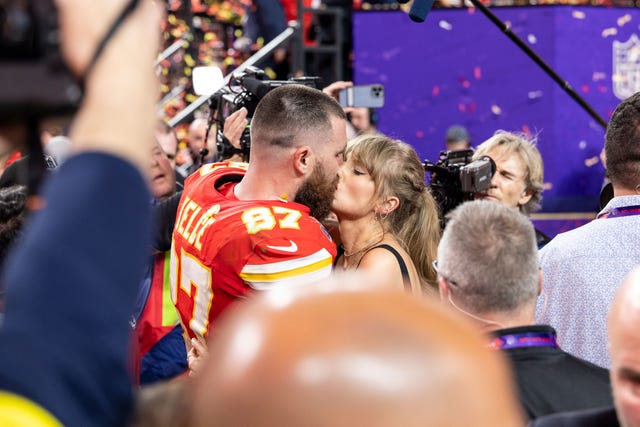 travis kelce and taylor swift