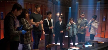 the umbrella academy l to r robert sheehan as klaus hargreeves, emmy raver lampman as allison hargreeves, tom hopper as luther hargreeves, justin h min as ben hargreeves, aidan gallagher as number five, elliot page as viktor hargreeves, david castañeda as diego hargreeves, ritu arya as lila pitts in episode 401 of the umbrella academy cr christos kalohoridisnetflix © 2024