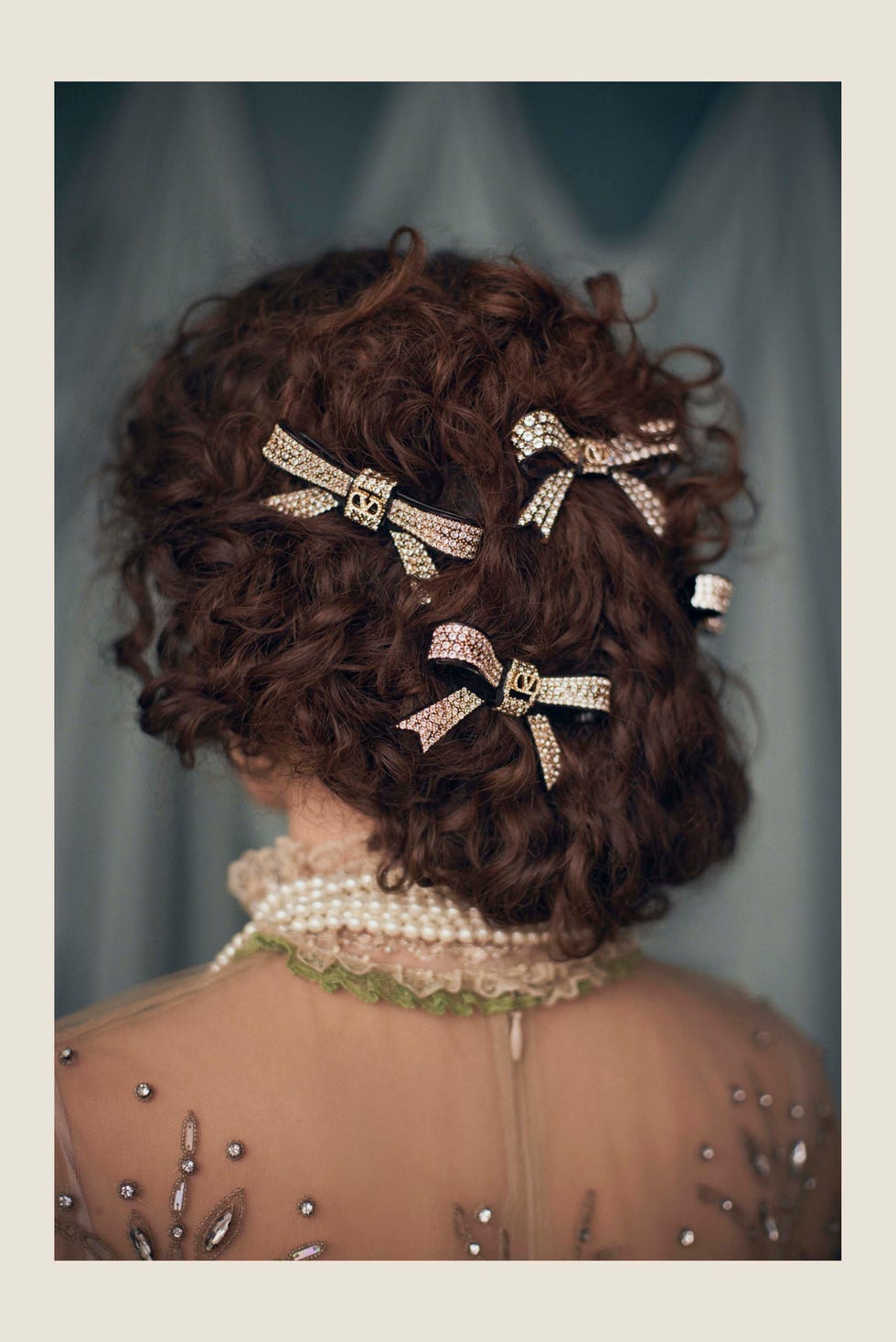 valentino bow