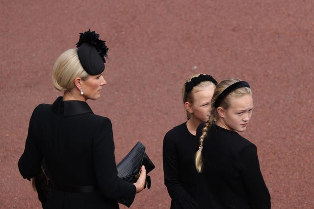 zara tindall mia tindall savannah phillips