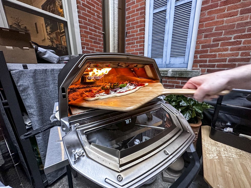 Karu 16 Multi-Fuel Outdoor Pizza Oven