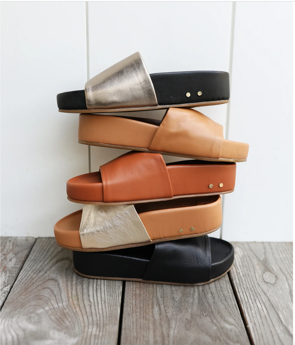 Pelican Leather Platform Sandal