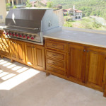 Outdoor kitchen wood cabinets – your best and easy outdoor furniture