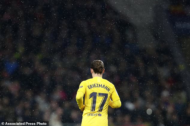 FC Barcelona's Antoine Griezmann in action during a Spanish La Liga soccer match between Atletico Madrid and FC Barcelona at Wanda Metropolitano stadium in Madrid, Spain, Sunday, Dec. 1, 2019. (AP Photo/Manu Fernandez)