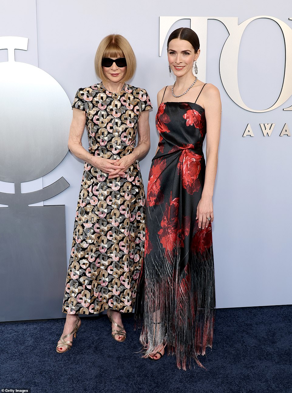 Anna Wintour and her daughter Bee Carrozzini both looked stylish on the red carpet