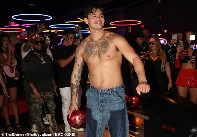 The pictures were taken at the Kingpin Bowling weekly party at Lucky Strike in Miami Beach