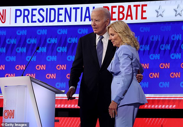 Jill had to help lead President Biden off stage and assisted him on a step off stage