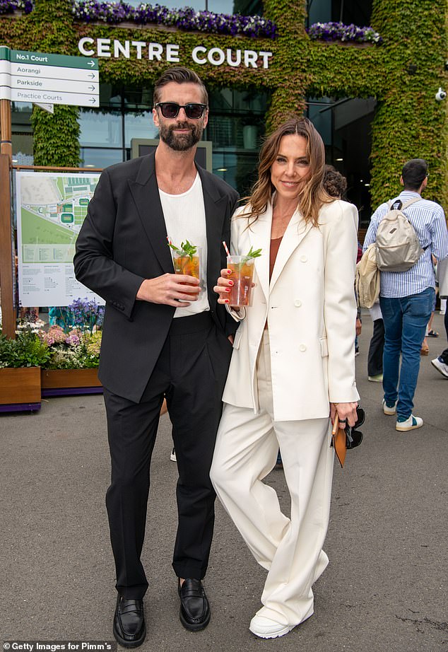 Mel and Chris enjoyed some Pimm's as they strolled around the grounds of the tennis tournament