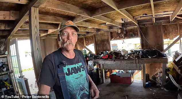 Jerry leads Peter to an outbuilding, which is where he brings in his haul of crustaceans from crabbing