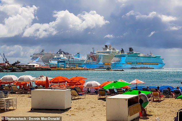 Sint Maarten is now one of the world¿s only cruise ports able to host the globe¿s biggest ships