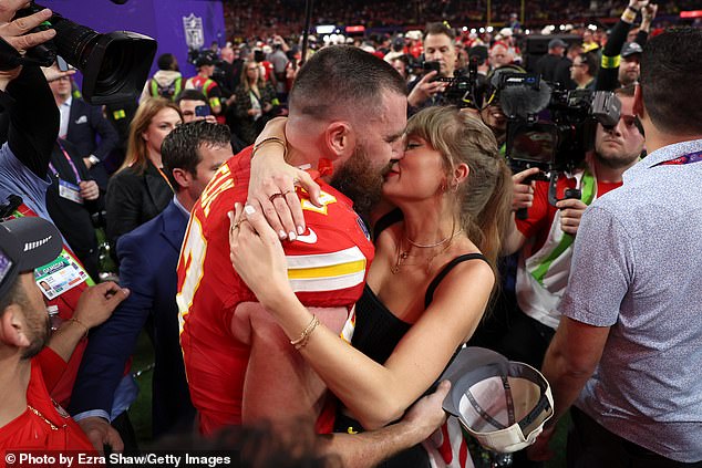 Swift flew from Tokyo to Las Vegas to see the Chiefs win their third title in three years