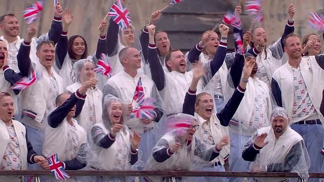 British athletes wave to the crowds