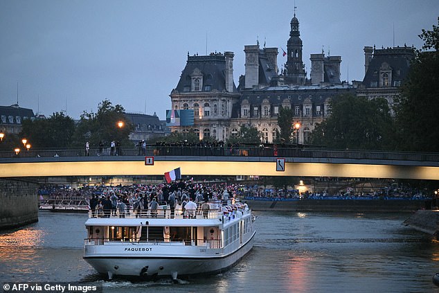 A gloomy night in Paris as the opening ceremony continues