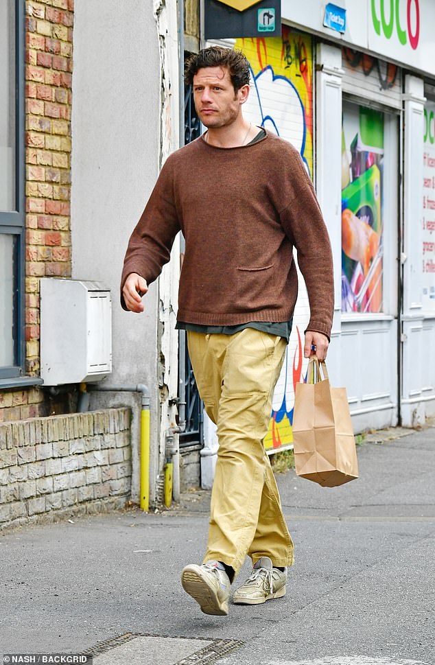 The Happy Valley star, who has been busy filming for The House Of Guinness, dressed casually for his walk to the shop