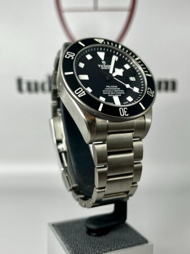 2019 TUDOR Pelagos 42mm - M25600TN - Full Set - Beautiful Condition