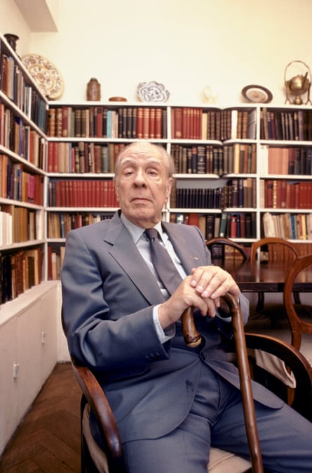 Jorge Luis Borges at home in 1983.