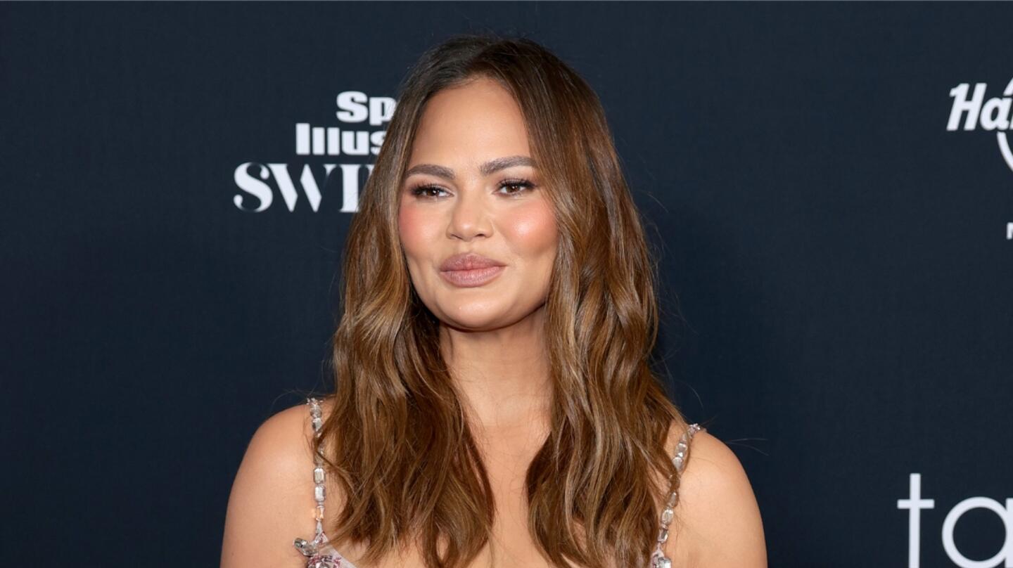 Chrissy Teigen Reveals Which Celeb Esti Is 'Mysteriously' Obsessed With