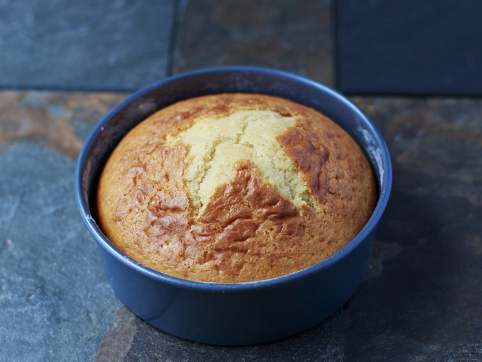 cake pan baking