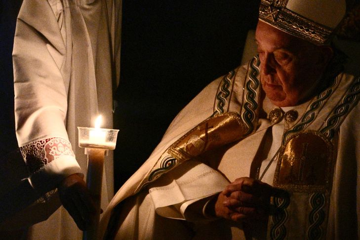 À Rome, le pape François célèbre la « joie inouïe de Pâques »