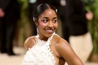 Met Gala 2024: Best Beauty Photos